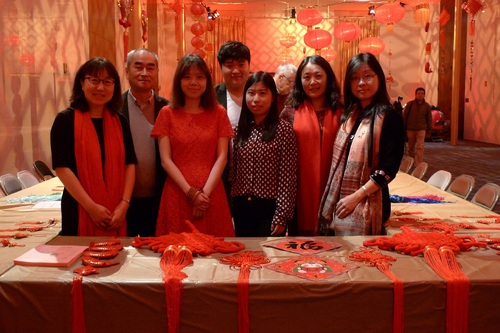迎猴年市民齊聚藝術(shù)圣殿，慶佳節(jié)孔院同展傳統(tǒng)才藝